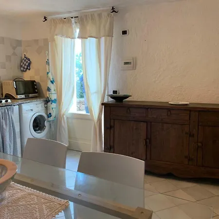 6-bed In Apartamento Baja Sardinia