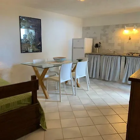 6-bed In Apartamento Baja Sardinia